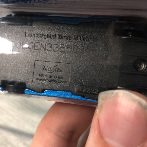 Lamborghini Terzo Millennio - Picture 7 of 8